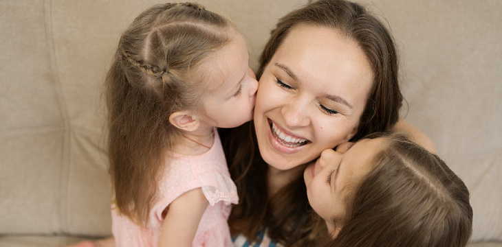 «Птюшки мои»: мама 18 детей – о 10 литрах супа, 7-литровом казане и большом счастье «Птюшки мои»: мама 18 детей – о 10 литрах супа, 7-литровом казане и большом счастье