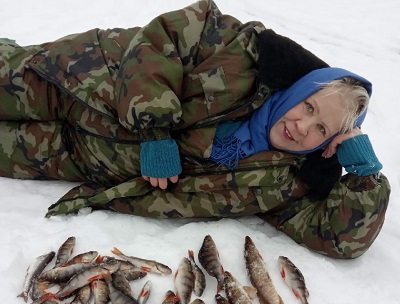 Картины по номерам и зимняя рыбалка помогают нашим мамам быть в ресурсе