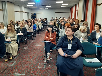 Наши специалисты учат коллег по социальному сектору работать с комплексной психотравмой