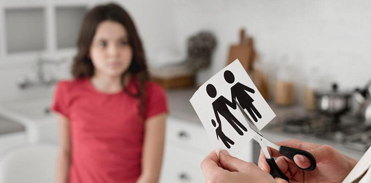 Не судить «по одежке»: 5 мифов, которые мешают увидеть кризис в семье