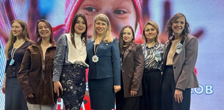 «Я боялась, что дочку заберут»: как сохранить ребёнка в семье, когда кажется, что выхода нет